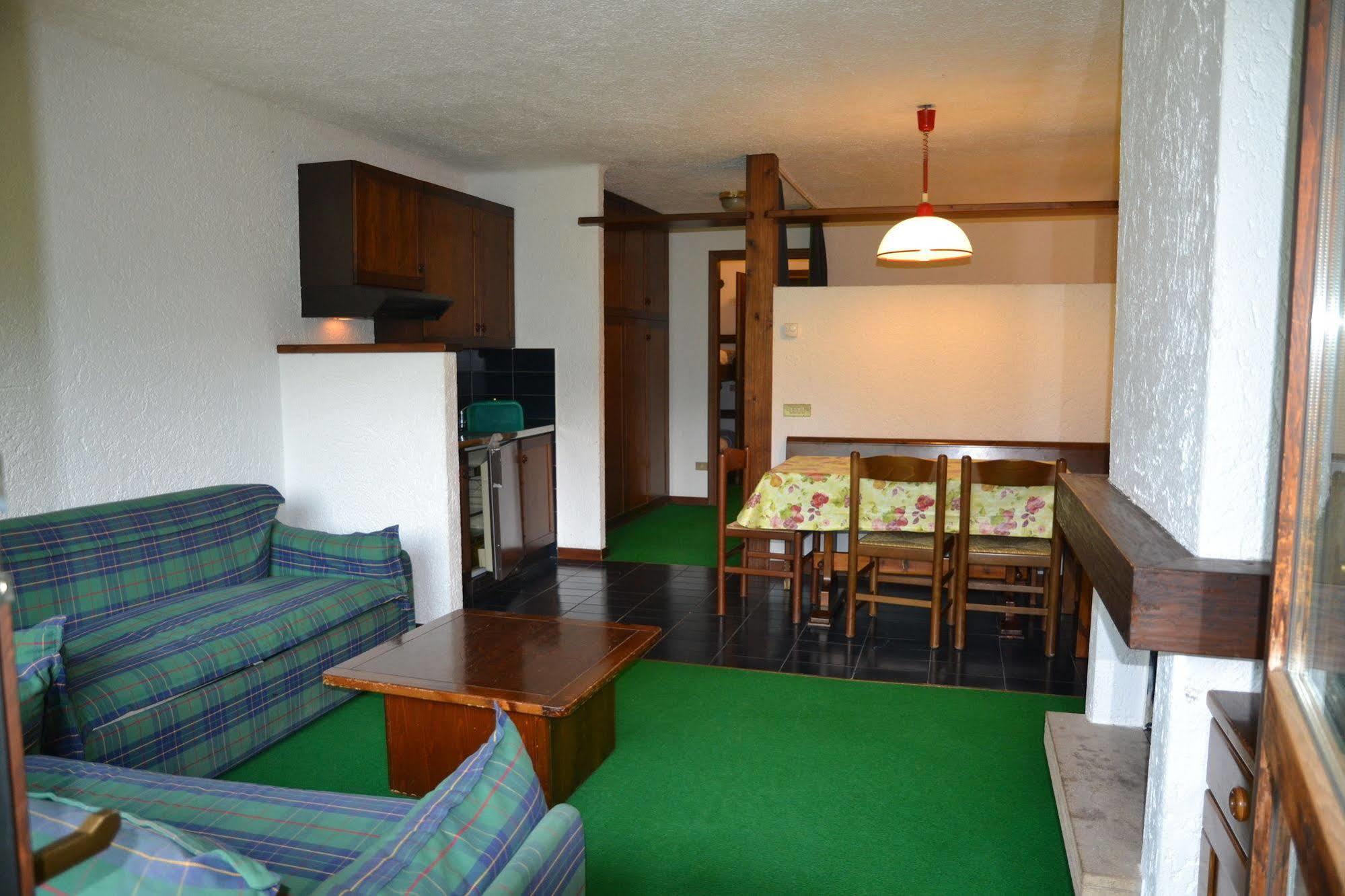 Residence Le Baite Artogne Экстерьер фото